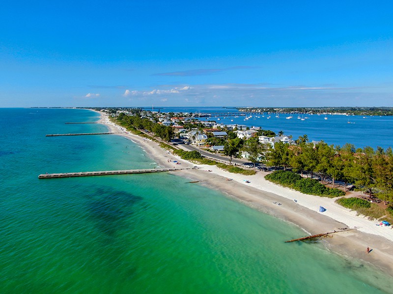 What is the Closest Airport to Anna Maria Island FL? (Prices & Distance)